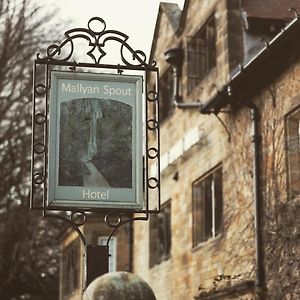 Mallyan Spout Hotel